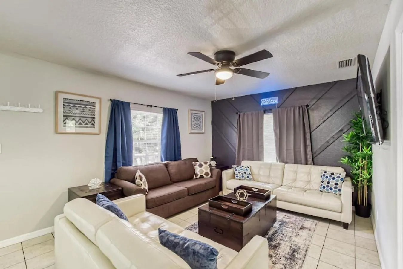 Lush Designer Home - Near The Heart Of Ybor City location